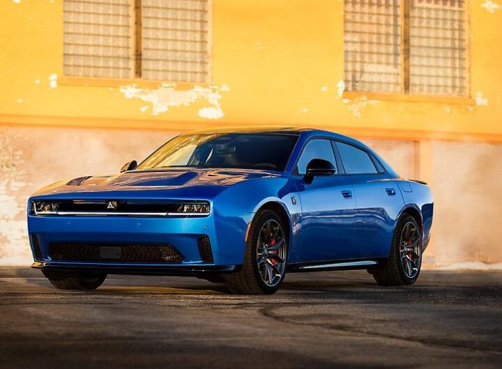 Авто новини - Dodge представила оновлений Charger Daytona 2026 модельного року