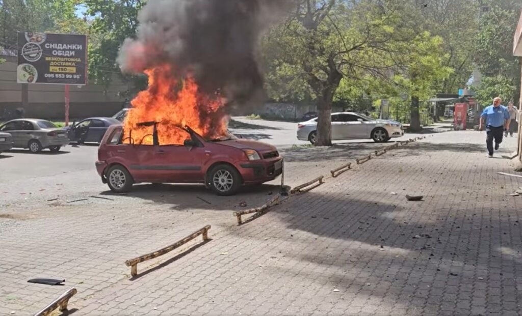 Новини України - Дрони росіян атакували центр Херсона: є потерпілі