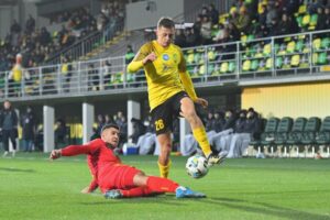 Новини спорту - Інгулець вирвав перемогу у Лівого Берега