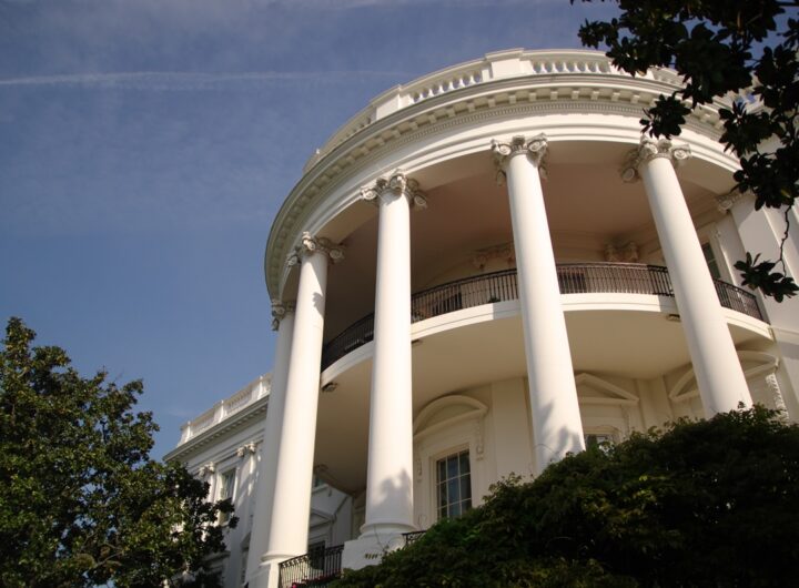 Новини світу - Каліфорнія подала до суду на адміністрацію Трампа через блокування коштів