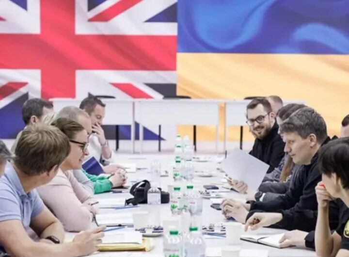 Новини України - Київ і Лондон підписали мільярдну угоду на зброю