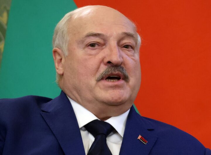 Новини світу - Лукашенко визнав, що затримався на посаді