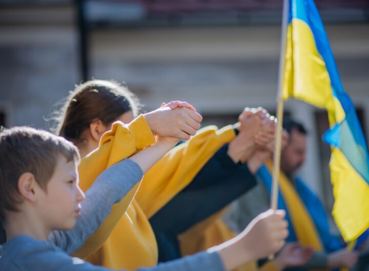 Новини України - МВС формує ДНК-базу родичів викрадених дітей