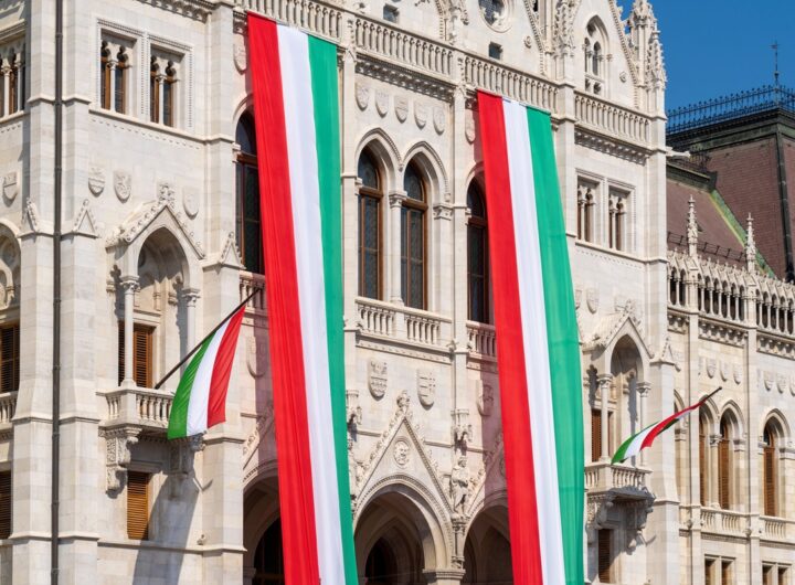 Новини світу - Опозиція в Угорщині випереджає партію Орбана на 7% - опитування