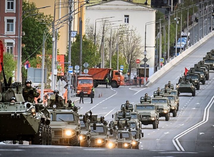 Новини світу - Сі їде, готують провокації. Парад у Москві