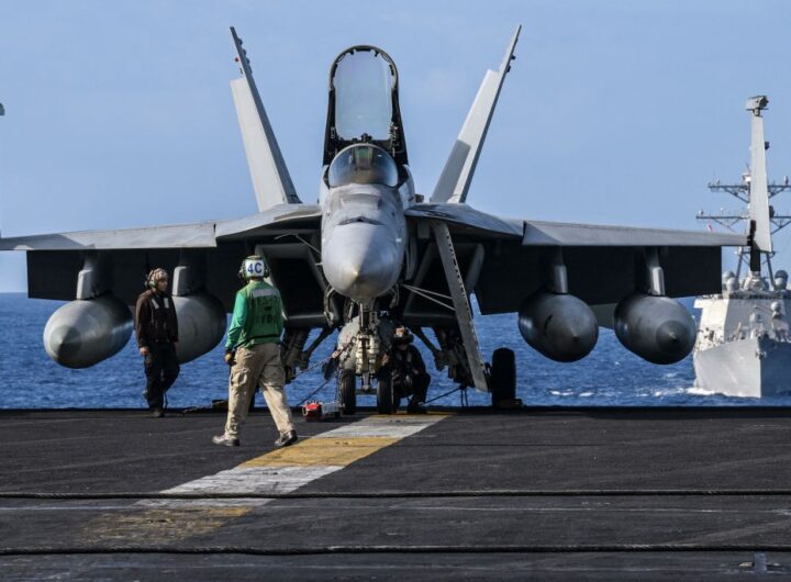 Новини світу - США втратили ще один винищувач у Червоному морі