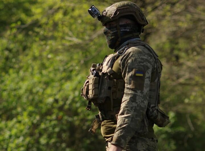 Новини України - ССО показали відео з узяттям в полон групи росіян