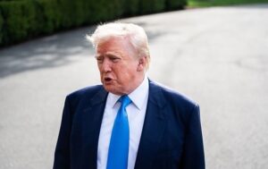 Новини світу - Трамп назвав фаворита на посаду радника з нацбезпеки замість Волца