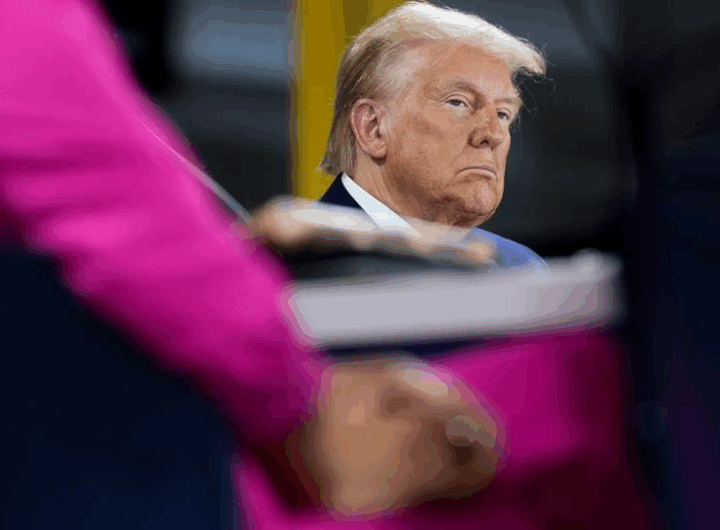 Новини світу - Трамп назвав "надто великим" подарований Катаром літак