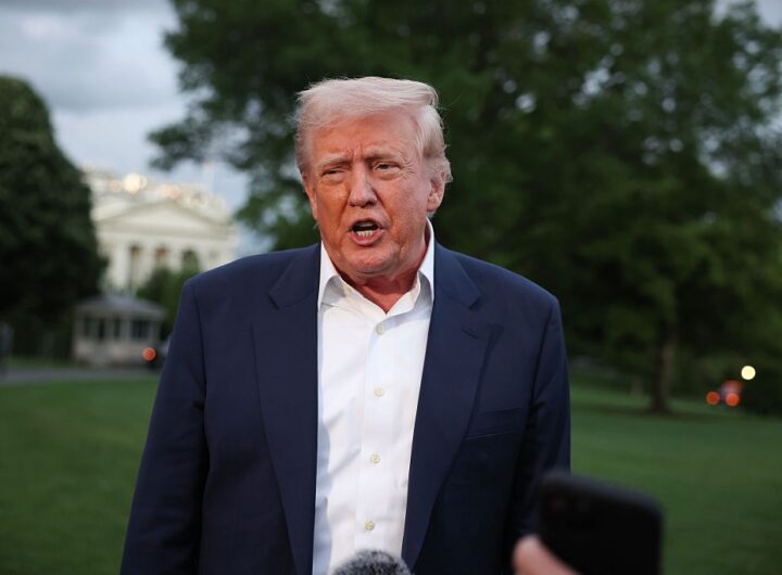 Новини світу - Трамп вимагає, щоб Україна погодилася на переговори з РФ у Туреччині