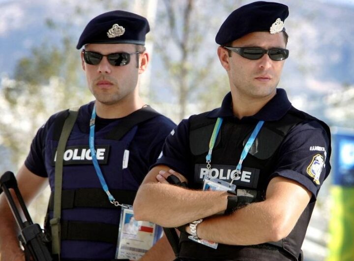 Новини світу - У Греції затримали чоловіка, що "заради Батьківщини" шпигував на користь РФ
