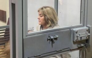 Новини України - У камері ексглави МСЕК Крупи знайшли мобільні телефони