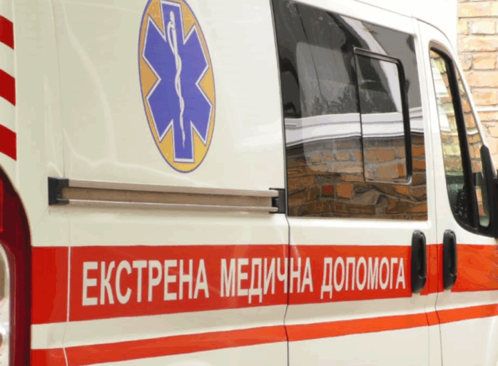 Новини України - У Харкові чоловік викликав швидку і напав на бригаду медиків