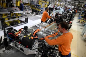 Новини бізнесу - У Volvo анонсували звільнення 3000 працівників
