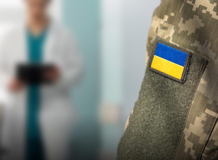 Новини України - В Хмельницькому ТЦК чоловік зістрибнув з вікна другого поверху