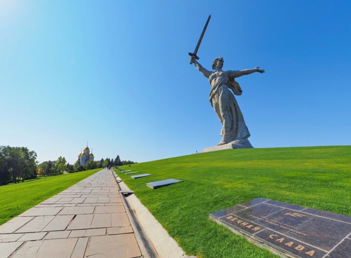 Новини світу - В РФ виявили труп всередині монумента Батьківщина-Мати