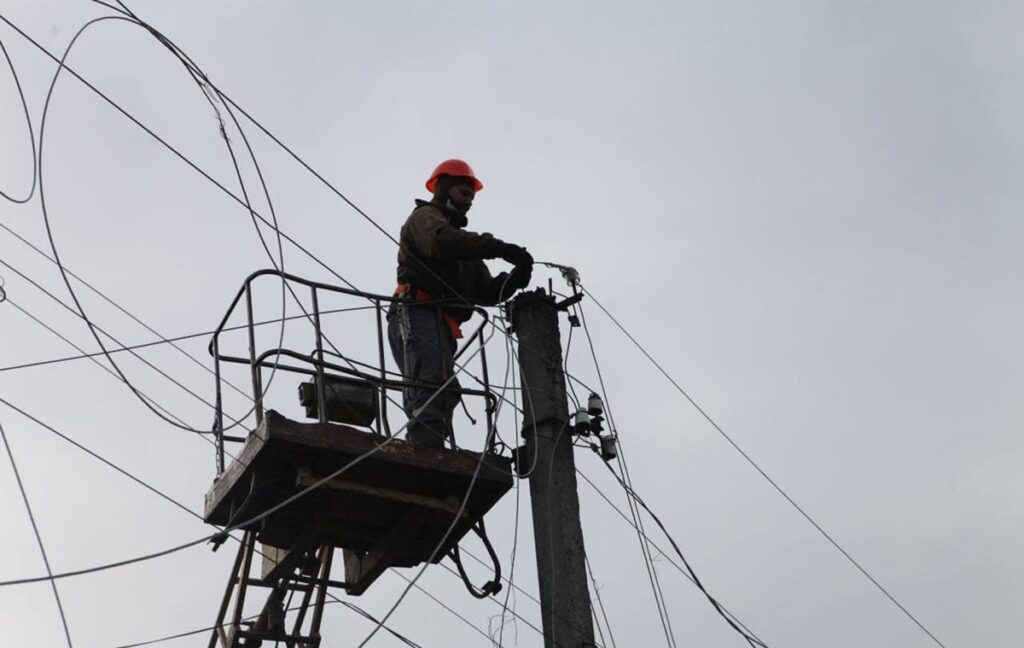Новини України - В Україні другий день поспіль зростає споживання електрики