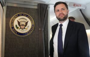 Новини світу - Венс заявив про "глухий кут" щодо України