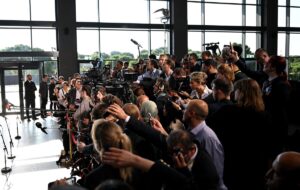 Новини світу - Європейські редактори засудили законопроєкт про "іноагентів" в Угорщині