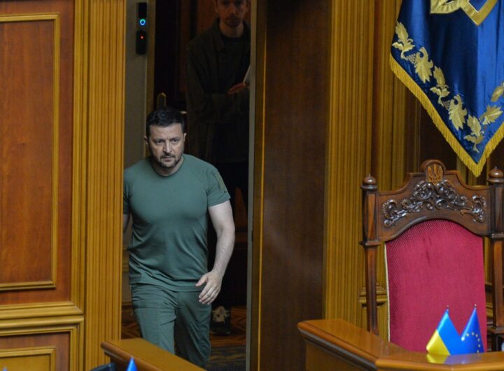 Новини України - Зеленський подав невідкладний законопроєкт про військового омбудсмана