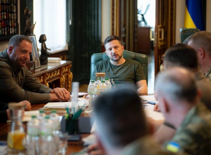 Новини України - Зеленський провів нараду щодо авіації