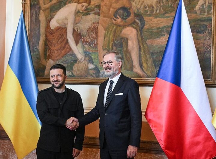 Новини України - Зеленський проводить переговори з прем’єром Чехії