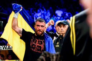 Новини спорту - Арум висловився щодо завершення кар'єри Ломаченка
