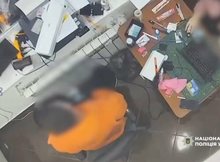 На Кіровоградщині викрили угруповання, які виготовляли та збували підроблені документи, - Нацполіція