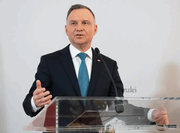 Новини світу - Дуда: Трамп рішуче налаштований завершити війну в Україні