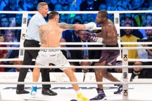 Новини спорту - Дюбуа прокоментував свій спірний удар у першому поєдинку з Усиком