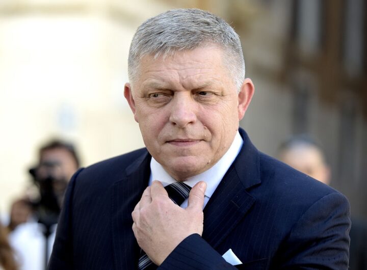 Новини світу - Фіцо пригрозив заблокувати європейські санкції проти РФ