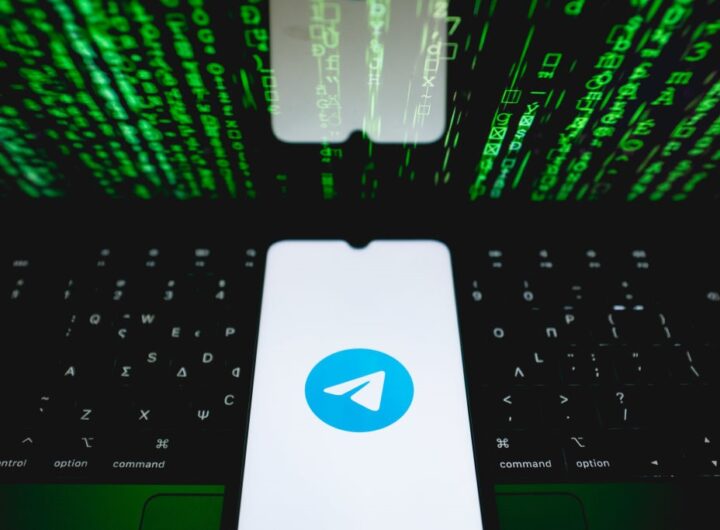 Новини світу - ФСБ стежить за користувачами Telegram - ЗМІ