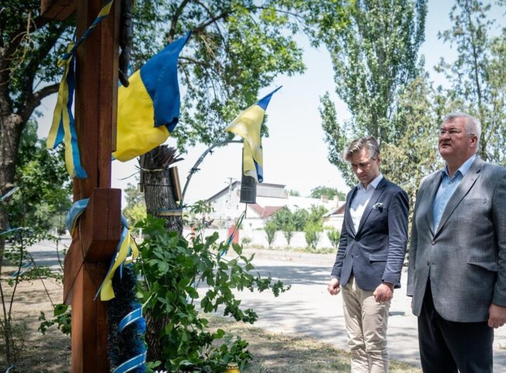 Новини України - Голова МЗС Литви першим з іноземних урядовців відвідав Херсон