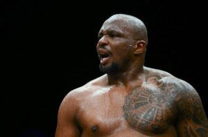 Новини спорту - Колишній чемпіон передрік похмуре майбутнє для Уайта у бою проти Ітауми