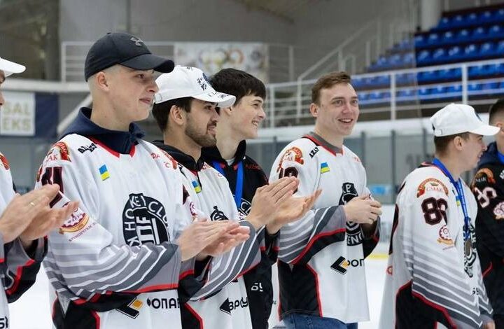 Новини спорту - Континентальний кубок: чемпіон України з хокею дізнався суперників