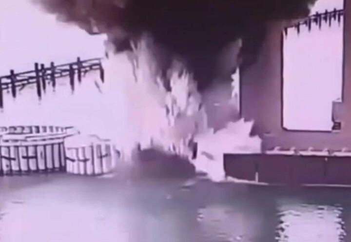 Новини України - Кримський міст: підводний вибух і нові атаки