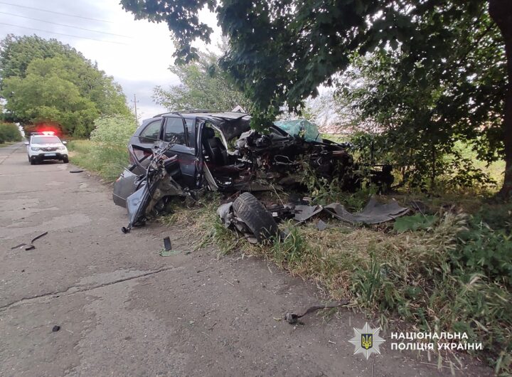 Новини України - На Одещині водій врізався в дерево, є загиблий