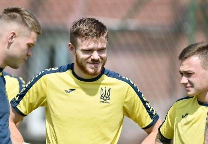Новини спорту - Назріває конкуренція клубів АПЛ за захисника молодіжної збірної України