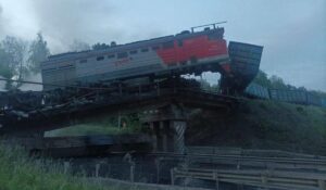 Новини світу - Обвал мостів у РФ: росіяни заявили про підриви