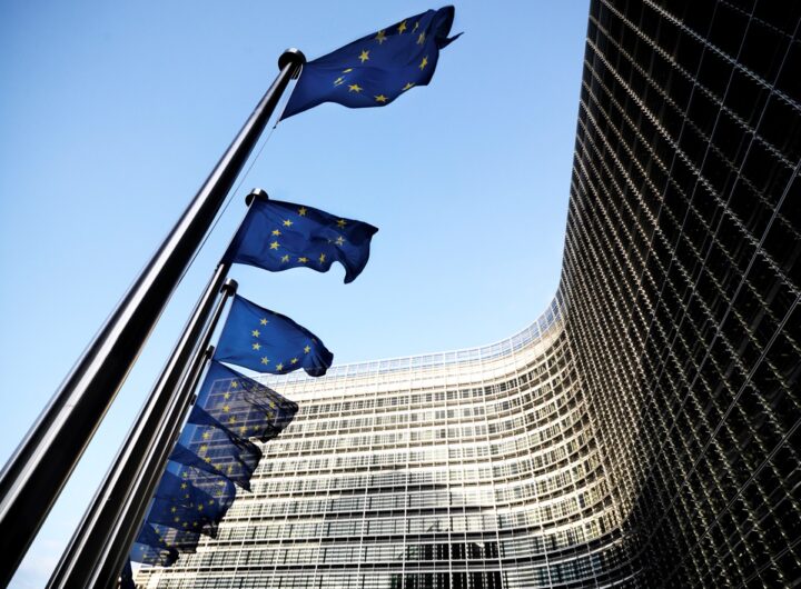 Новини світу - Посли ЄС підтримали €300 млн для української оборонки