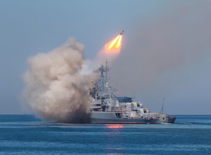 Новини України - Росія вивела в Чорне море ракетоносії з Калібрами