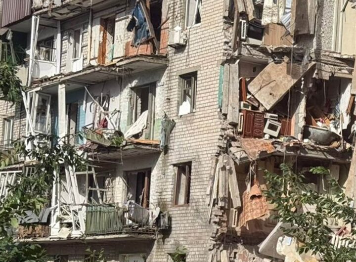 Новини України - Росіяни атакували п'ятиповерхівку у Лимані