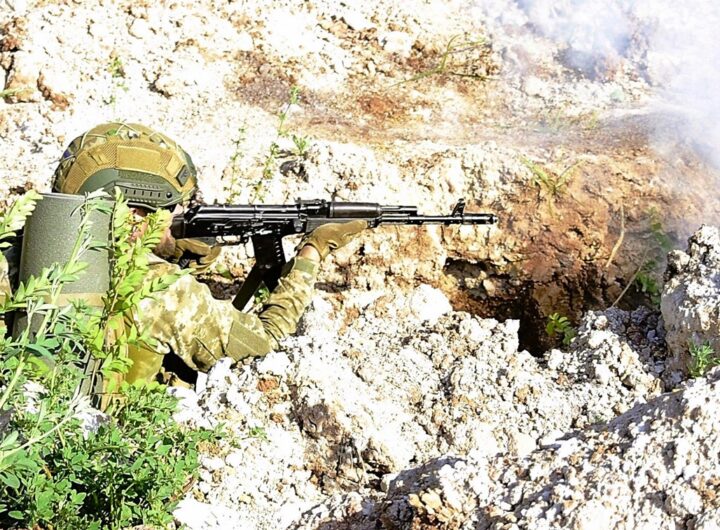 Новини України - Росіяни зупинені на Сумщині - Зеленський