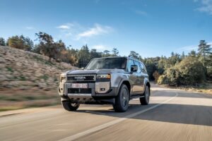 Авто новини - Toyota Land Cruiser Prado отримав дві нові версії