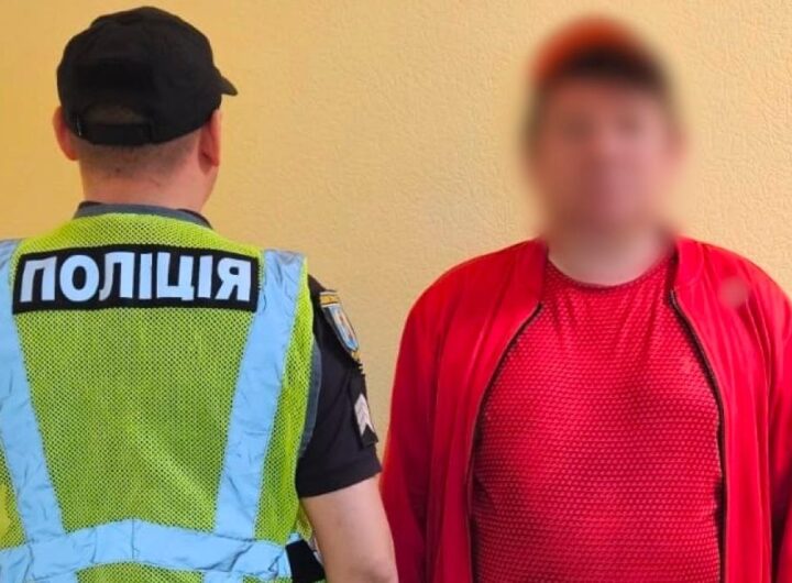 Новини Києва - У Києві 49-річний чоловік катався між вагонами метро