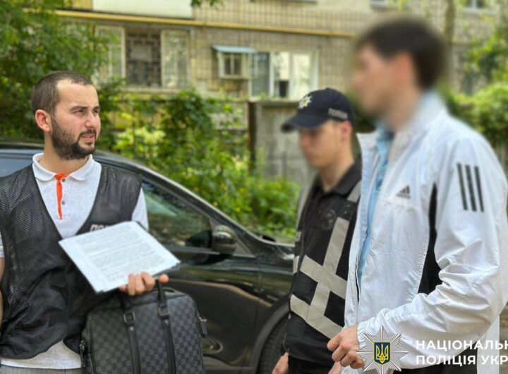 Новини Києва - У Києві чоловік підпал авто військового на замовлення РФ