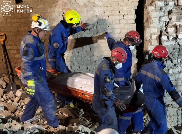 Новини Києва - У Києві з-під завалів дістали тіла ще трьох людей
