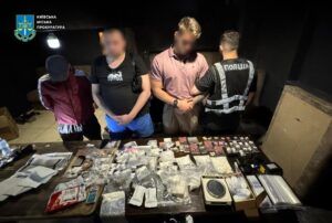 Новини Києва - У Києві затримали наркодилерів із 1,5 кг кокаїну