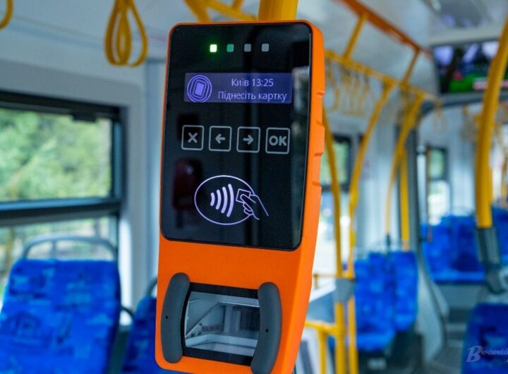Новини Києва - У наземному транспорті Києва не працює оплата QR-квитками