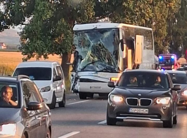 Новини світу - У Румунії потрапив у ДТП автобус з 60 українцями